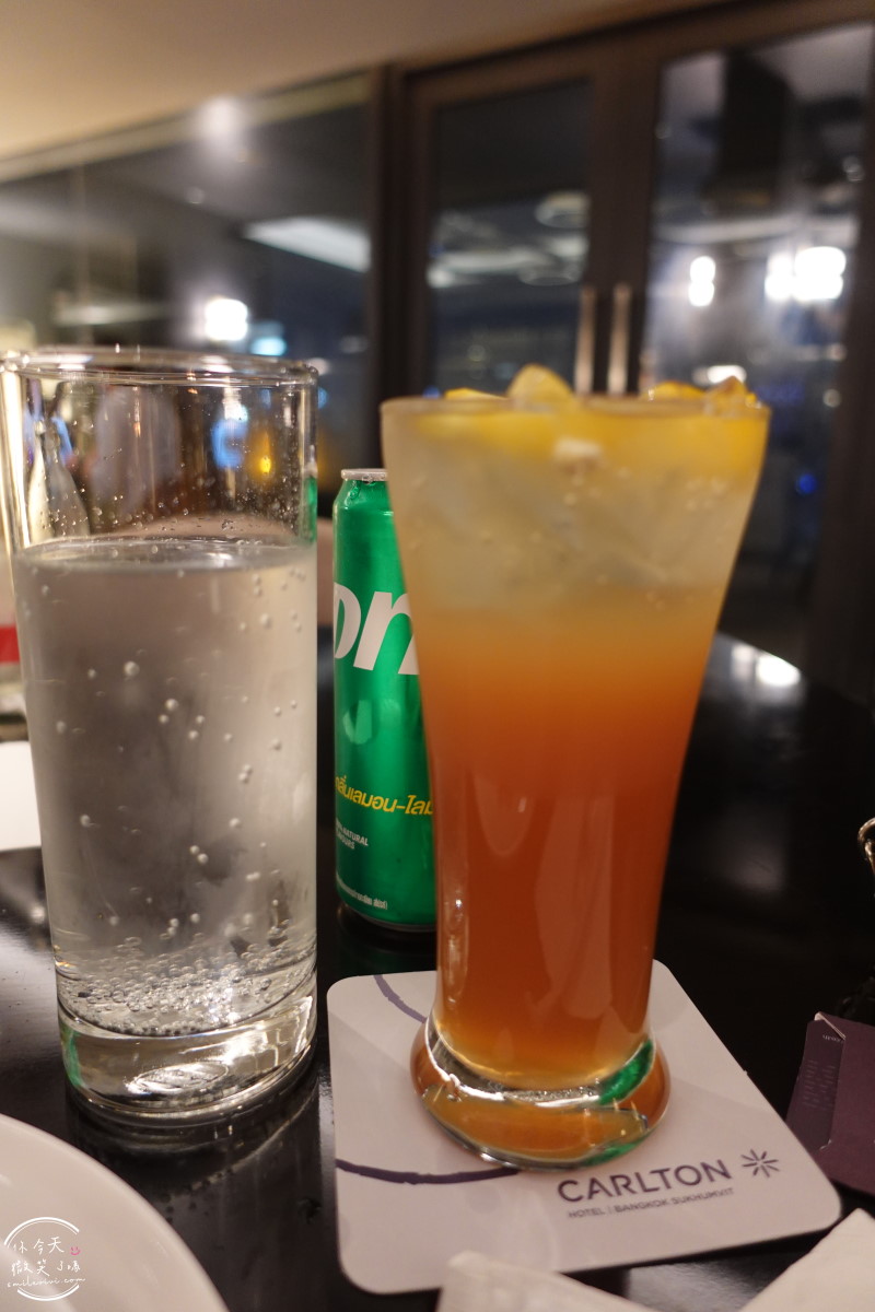 曼谷住宿推薦∥曼谷素坤逸卡爾頓酒店(Carlton Hotel Sukhumvit),卡爾頓套房(Carlton Suite)︱家族適用,兩間房間、兩套衛浴、客廳,行政酒廊介紹︱曼谷Asok站,近Terminal 21 Asok - 第66張圖 Carlton Hotel Sukhumvit