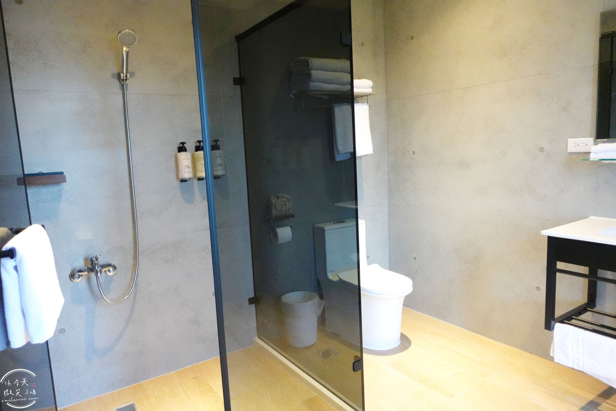 小琉球住宿首選∥河堤漫旅杉板灣VILLA,各種房型開箱!泳池+VILLA+庭園房,度假氛圍滿分︱小琉球海景住宿新地標,文青系度假感滿滿︱海景第一排超chill!小琉球最美住宿 - 第79張圖 河堤漫旅杉板灣VILLA