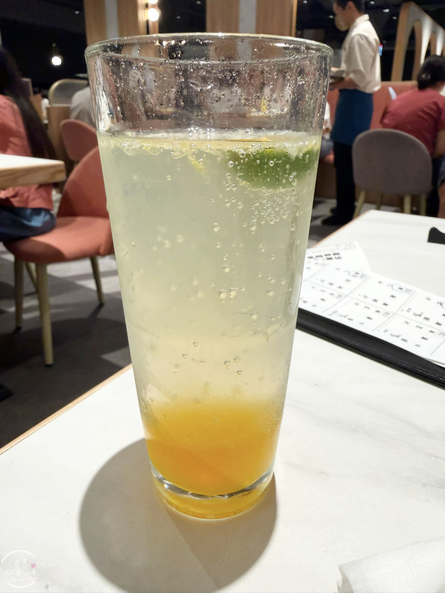 高雄夢時代必吃∥陶板屋套餐全攻略!香蒜瓦片牛排、香烤半雞,生日聚餐必去︱夢時代陶板屋最強套餐,最新套餐心得︱高雄夢時代聚餐必吃 - 第36張圖