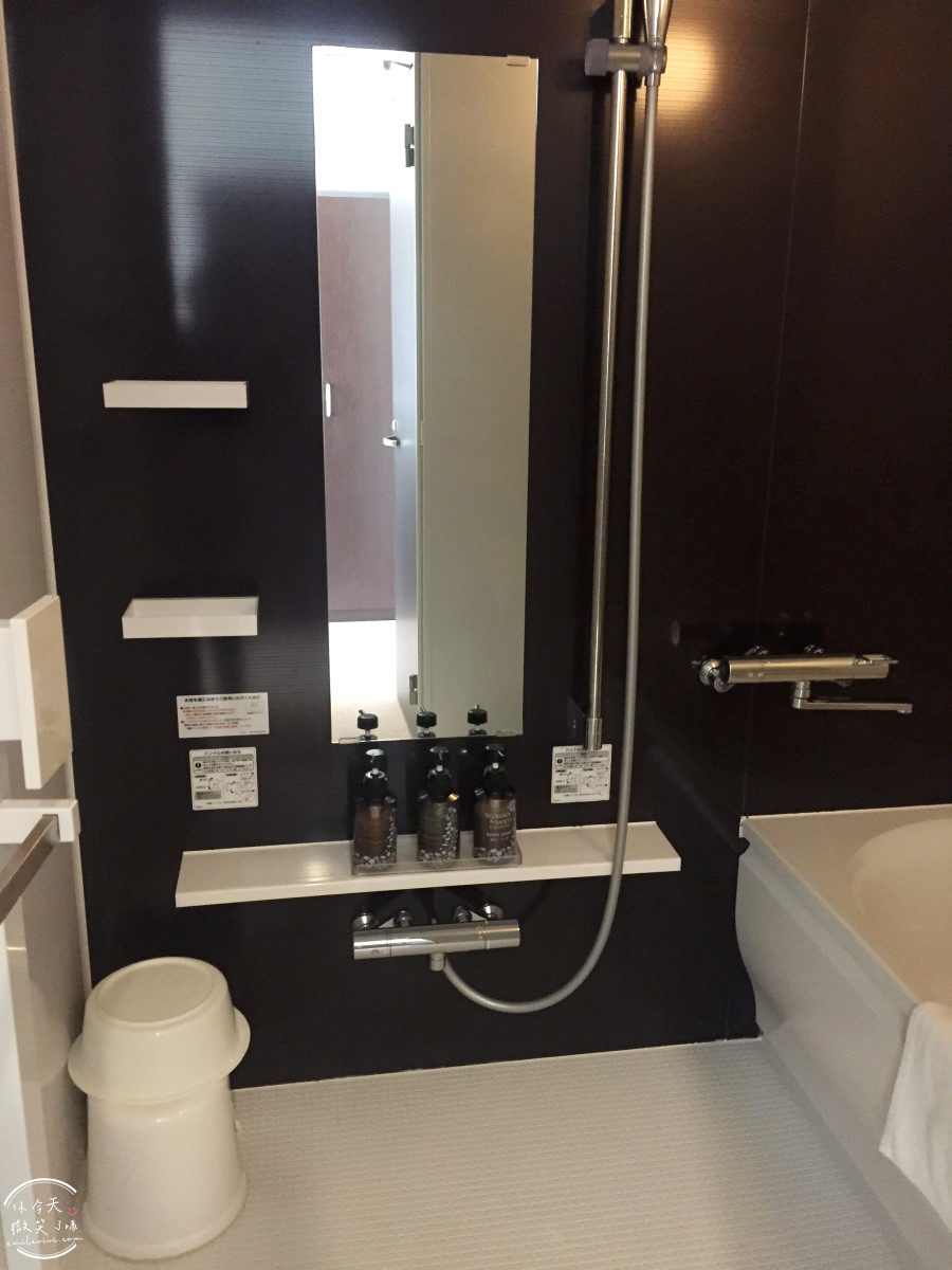 沖繩北谷住宿推薦∥門巴公寓酒店 MONPA HOTEL 北谷海濱公寓式酒店，小廚房＋海景陽台超加分︱沖繩自由行住宿怎麼選？北谷美國村海景公寓式酒店︱沖繩親子、長住住宿推薦