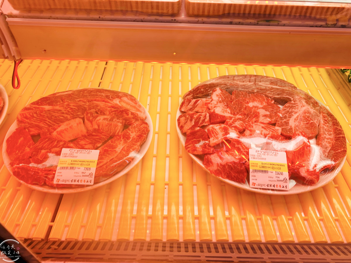 首爾韓牛推薦∥馬場洞沈家韓牛名家(심가네 한우고집)，可自己冰箱挑選韓牛︱價格優惠，韓牛拼盤必點，在地人也愛的韓牛名店！韓國首爾韓牛必吃