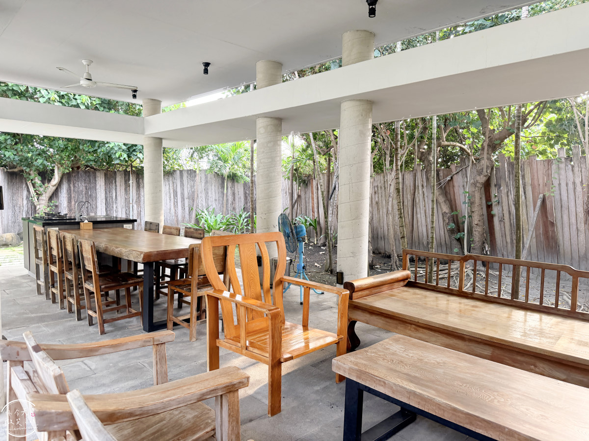 屏東東港新飯店∥河堤漫旅東琉暮沐，Villa、庭園各房型選擇、早餐、交通一次懂︱新開幕必住清單，三五好友家人包棟VILLA︱靜謐系渡假 Villa