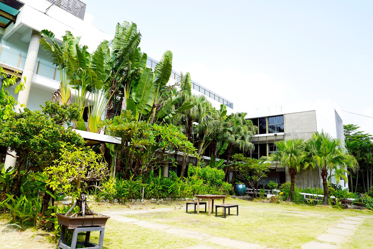 屏東東港新飯店∥河堤漫旅東琉暮沐，Villa、庭園各房型選擇、早餐、交通一次懂︱新開幕必住清單，三五好友家人包棟VILLA︱靜謐系渡假 Villa