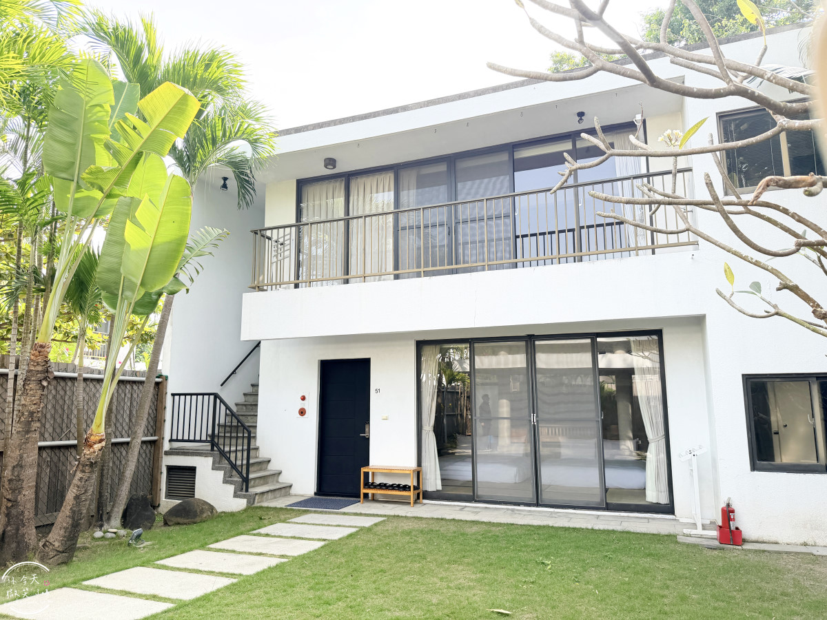 屏東東港新飯店∥河堤漫旅東琉暮沐，Villa、庭園各房型選擇、早餐、交通一次懂︱新開幕必住清單，三五好友家人包棟VILLA︱靜謐系渡假 Villa