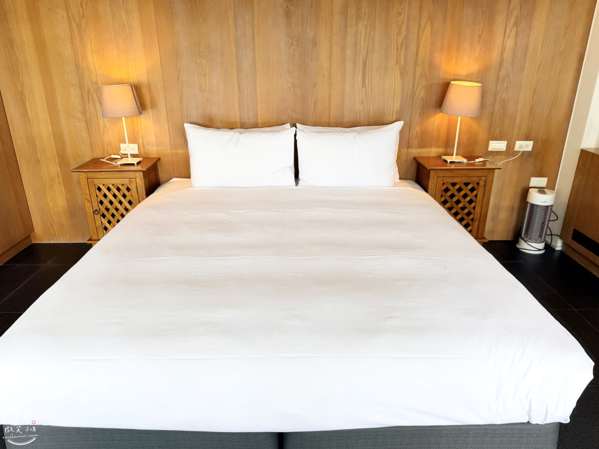 屏東東港新飯店∥河堤漫旅東琉暮沐，Villa、庭園各房型選擇、早餐、交通一次懂︱新開幕必住清單，三五好友家人包棟VILLA︱靜謐系渡假 Villa