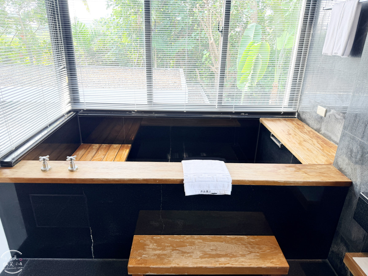 屏東東港新飯店∥河堤漫旅東琉暮沐，Villa、庭園各房型選擇、早餐、交通一次懂︱新開幕必住清單，三五好友家人包棟VILLA︱靜謐系渡假 Villa