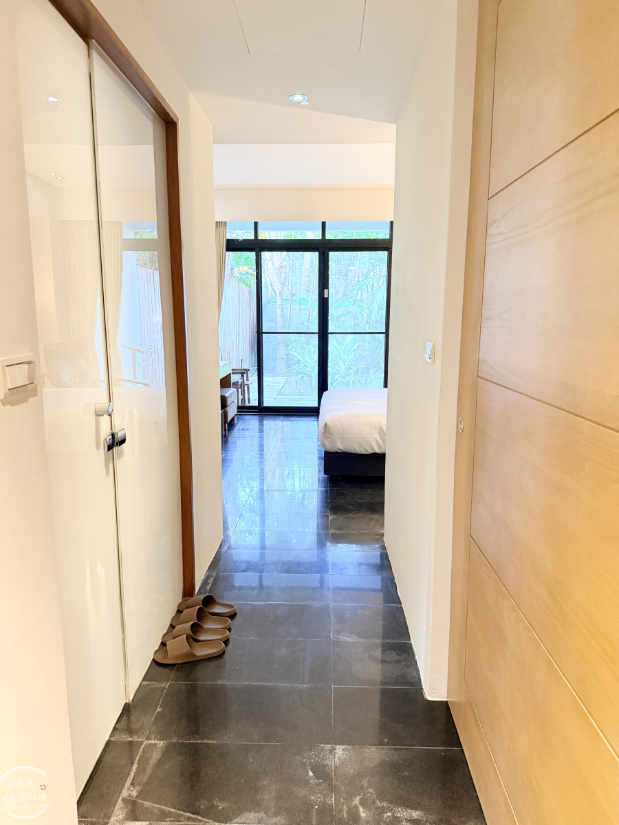屏東東港新飯店∥河堤漫旅東琉暮沐，Villa、庭園各房型選擇、早餐、交通一次懂︱新開幕必住清單，三五好友家人包棟VILLA︱靜謐系渡假 Villa