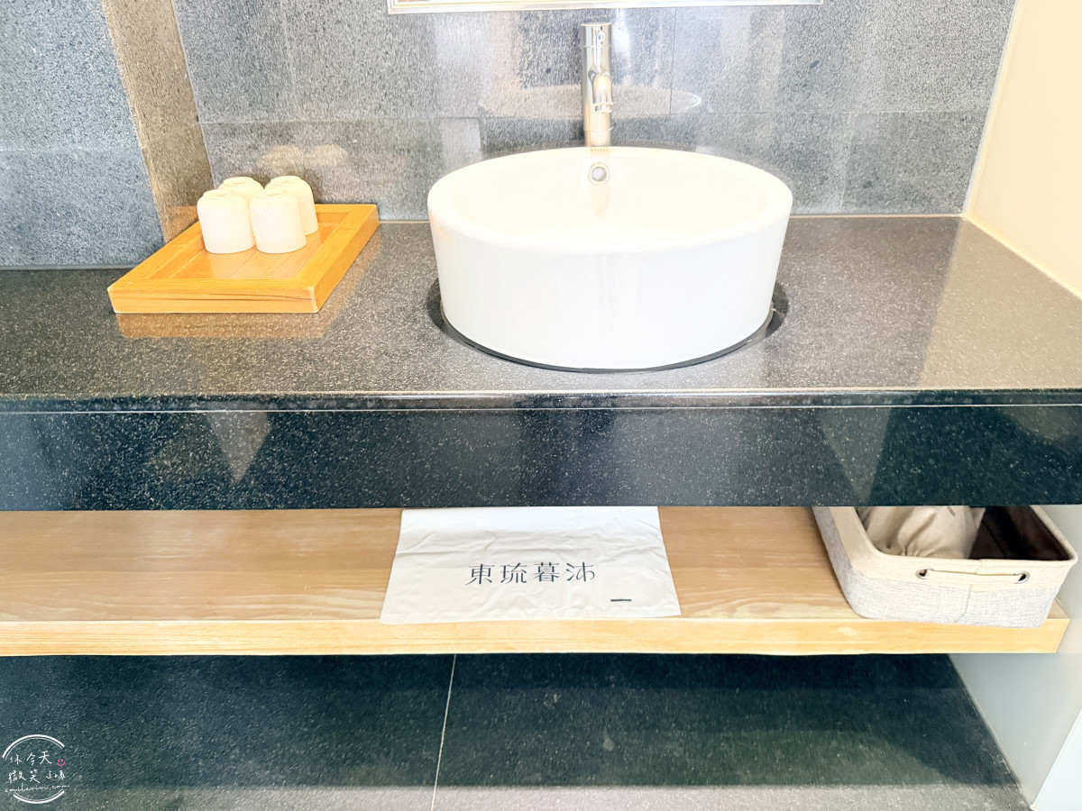 屏東東港新飯店∥河堤漫旅東琉暮沐，Villa、庭園各房型選擇、早餐、交通一次懂︱新開幕必住清單，三五好友家人包棟VILLA︱靜謐系渡假 Villa