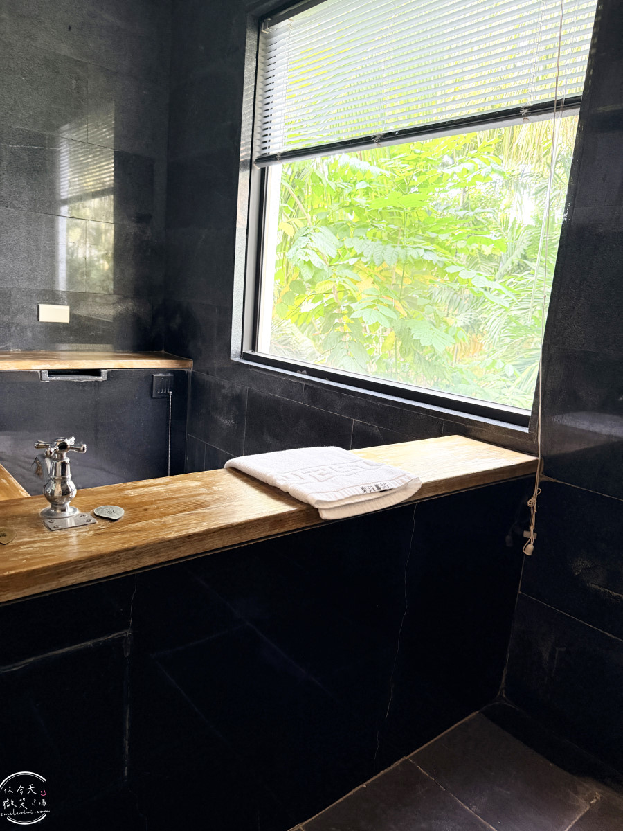 屏東東港新飯店∥河堤漫旅東琉暮沐，Villa、庭園各房型選擇、早餐、交通一次懂︱新開幕必住清單，三五好友家人包棟VILLA︱靜謐系渡假 Villa