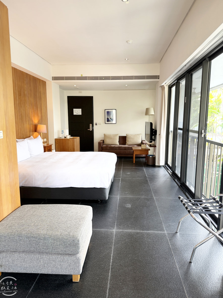 屏東東港新飯店∥河堤漫旅東琉暮沐，Villa、庭園各房型選擇、早餐、交通一次懂︱新開幕必住清單，三五好友家人包棟VILLA︱靜謐系渡假 Villa