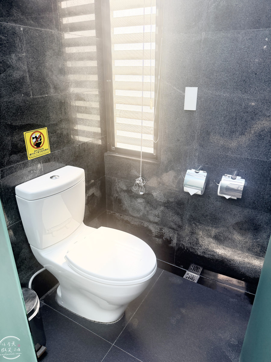 屏東東港新飯店∥河堤漫旅東琉暮沐，Villa、庭園各房型選擇、早餐、交通一次懂︱新開幕必住清單，三五好友家人包棟VILLA︱靜謐系渡假 Villa