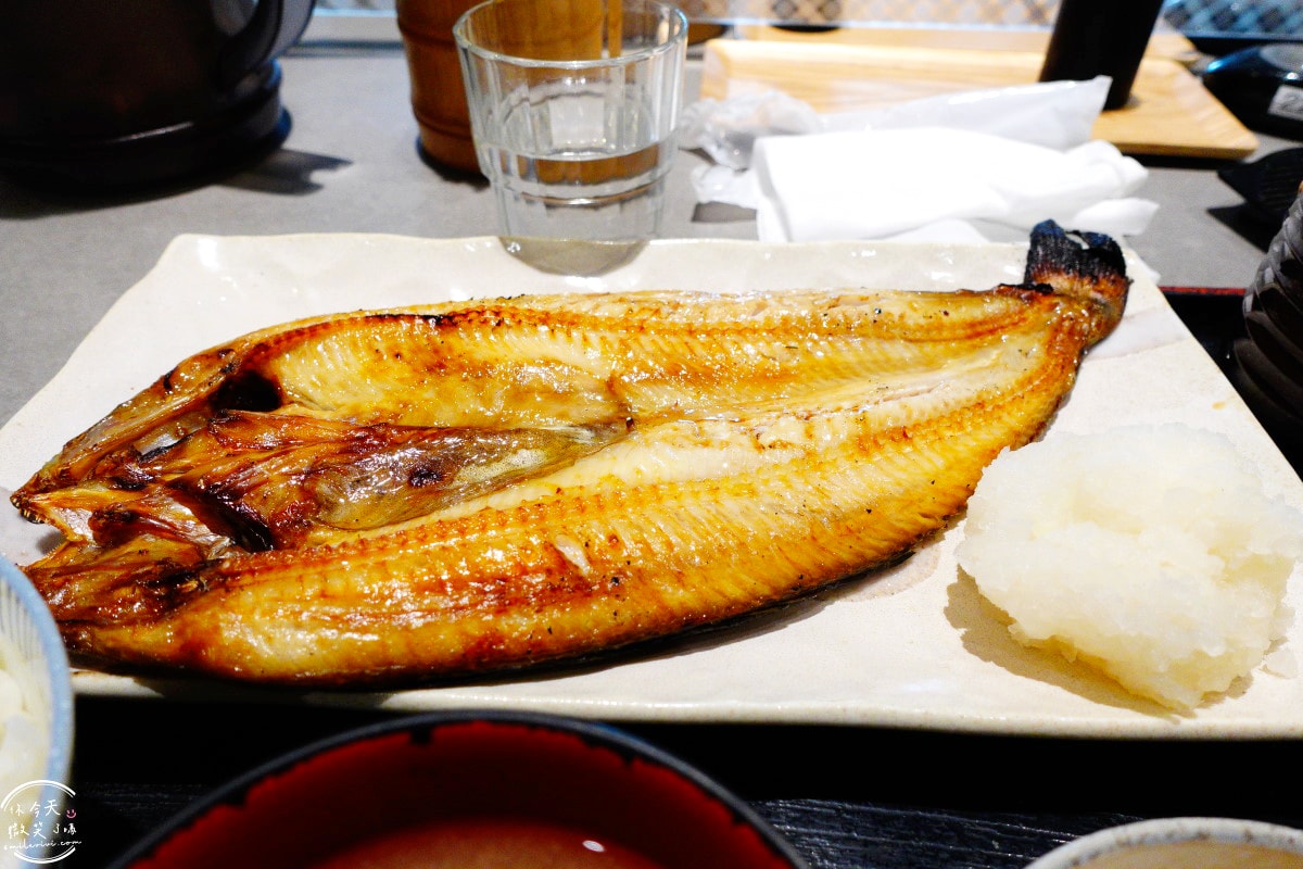 札幌必吃∥一夜干海鮮丼Dekitateya(一夜干しと海鮮丼 できたて屋),根室花丸新品牌|招牌一夜干定食必吃,札幌車站美食Stellar Place 6 樓 - 第28張圖 札幌必吃∥一夜干海鮮丼Dekitateya(一夜干しと海鮮丼 できたて屋),根室花丸新品牌|招牌一夜干定食必吃,札幌車站美食Stellar Place 6 樓