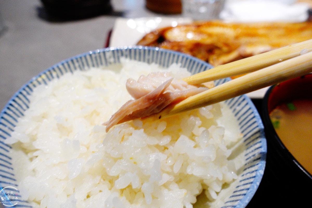 札幌必吃∥一夜干海鮮丼Dekitateya(一夜干しと海鮮丼 できたて屋),根室花丸新品牌|招牌一夜干定食必吃,札幌車站美食Stellar Place 6 樓 - 第35張圖 札幌必吃∥一夜干海鮮丼Dekitateya(一夜干しと海鮮丼 できたて屋),根室花丸新品牌|招牌一夜干定食必吃,札幌車站美食Stellar Place 6 樓