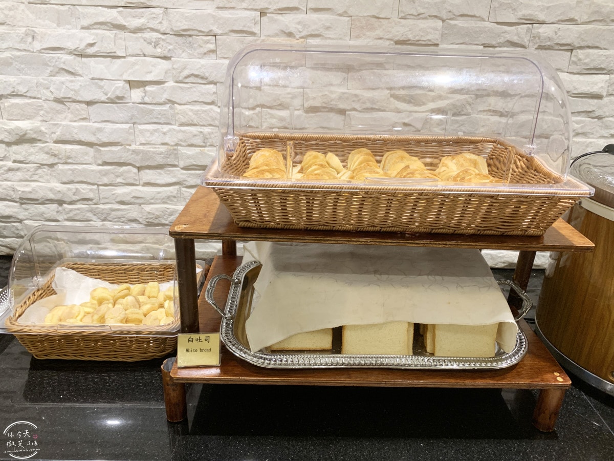 高雄鹽埕飯店推薦∥佑煦行旅 Hotel Yoshi 各房型開箱+早餐分享︱近駁二、愛河超方便︱高雄自由行住宿推薦、鹽埕區高CP值飯店 - 第68張圖 高雄鹽埕飯店推薦∥佑煦行旅 Hotel Yoshi 各房型開箱+早餐分享︱近駁二、愛河超方便︱高雄自由行住宿推薦、鹽埕區高CP值飯店