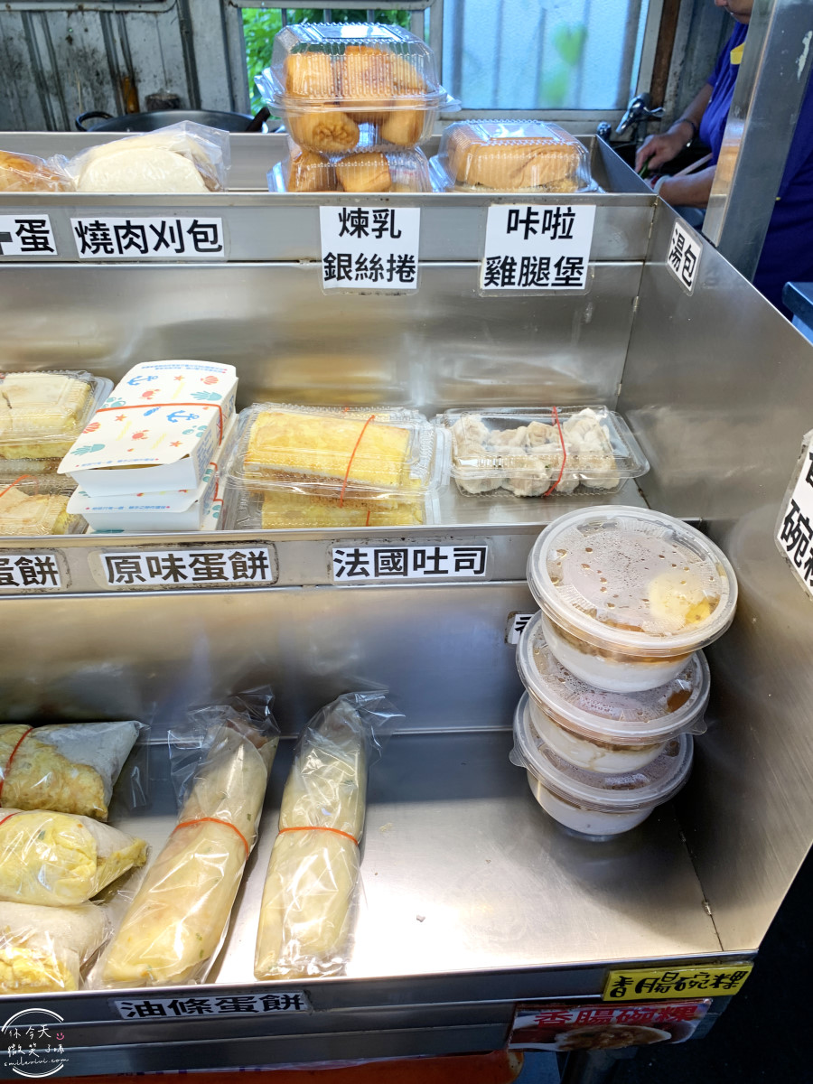 小琉球早餐必吃∥洪媽媽早餐店完整菜單,在地人也排隊的超人氣早餐︱平價又有飽足感,小琉球必吃美食︱小琉球早餐推薦第一名?琉球粿、湯包、油條蛋餅、酥炸魚條、黑糖糕 - 第16張圖 小琉球早餐必吃∥洪媽媽早餐店完整菜單,在地人也排隊的超人氣早餐︱平價又有飽足感,小琉球必吃美食︱小琉球早餐推薦第一名?琉球粿、湯包、油條蛋餅、酥炸魚條、黑糖糕