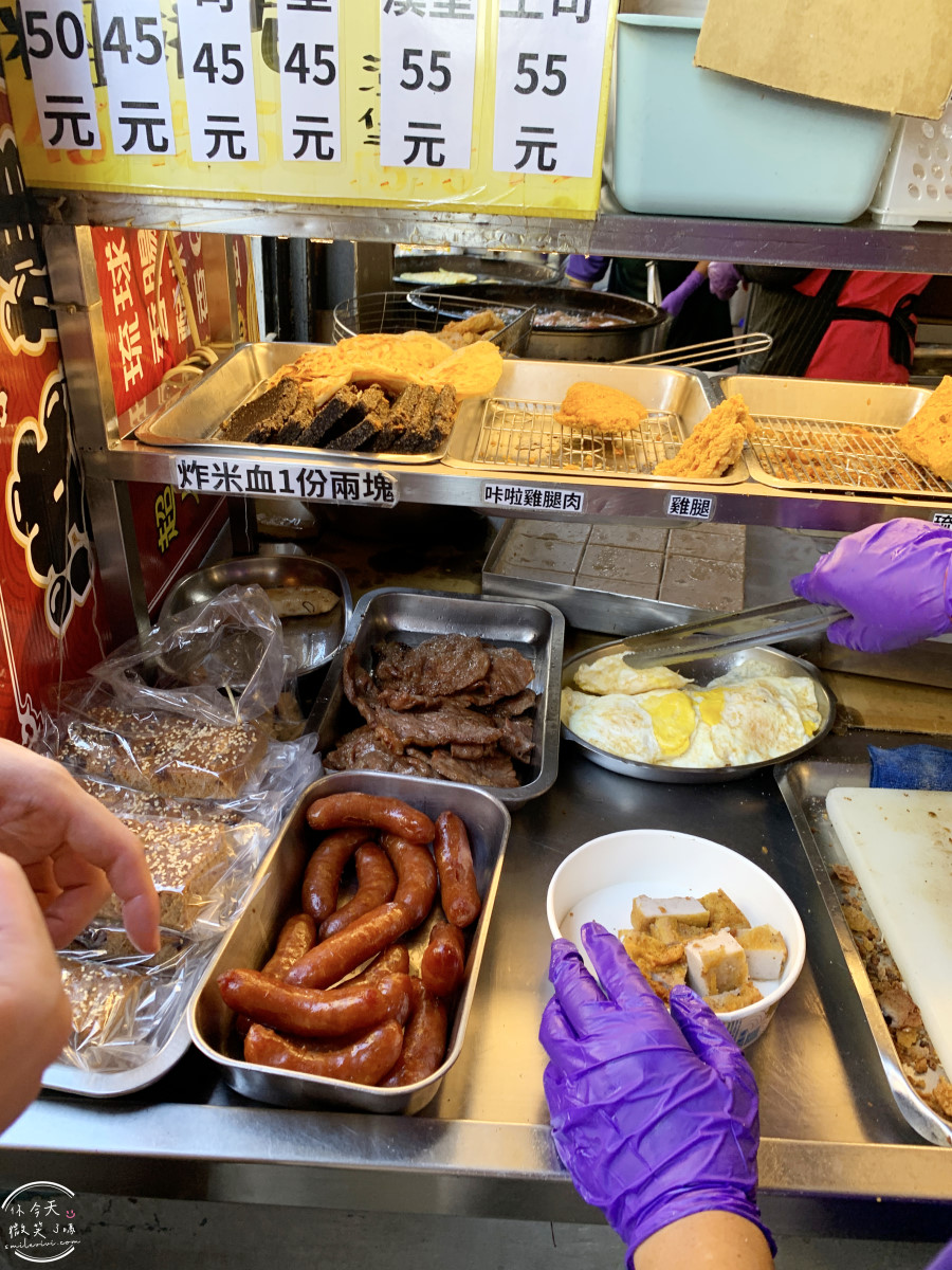小琉球早餐必吃∥洪媽媽早餐店完整菜單,在地人也排隊的超人氣早餐︱平價又有飽足感,小琉球必吃美食︱小琉球早餐推薦第一名?琉球粿、湯包、油條蛋餅、酥炸魚條、黑糖糕 - 第9張圖 小琉球早餐必吃∥洪媽媽早餐店完整菜單,在地人也排隊的超人氣早餐︱平價又有飽足感,小琉球必吃美食︱小琉球早餐推薦第一名?琉球粿、湯包、油條蛋餅、酥炸魚條、黑糖糕