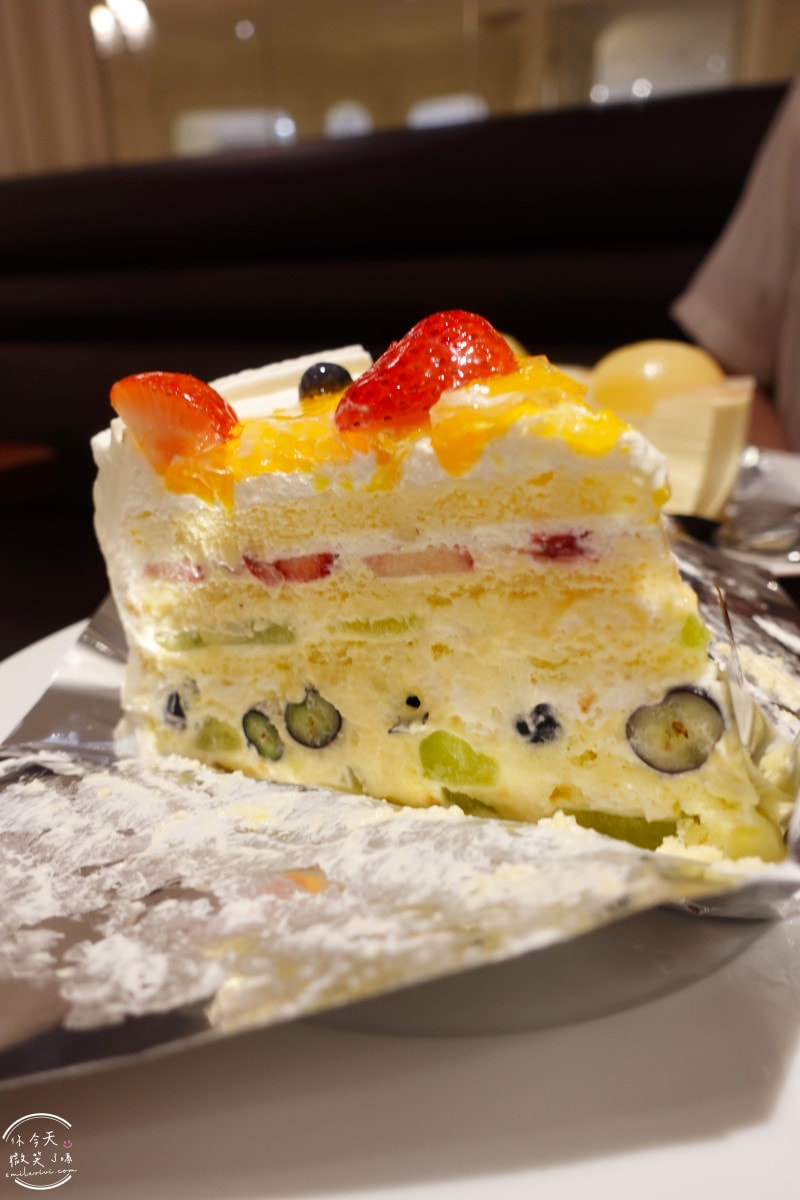 橫濱必吃甜點∥HARBS NEWoMan橫濱店 3 樓,新鮮水果蛋糕、白桃起司蛋糕太狂|甜點名店朝聖,人氣千層蛋糕排隊也要吃|日本必吃甜點HARBS - 第12張圖 橫濱必吃甜點∥HARBS NEWoMan橫濱店 3 樓,新鮮水果蛋糕、白桃起司蛋糕太狂|甜點名店朝聖,人氣千層蛋糕排隊也要吃|日本必吃甜點HARBS