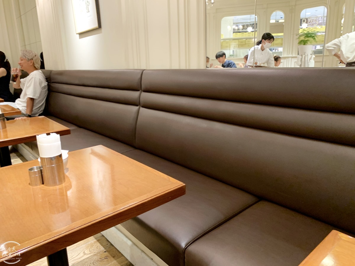 橫濱必吃甜點∥HARBS NEWoMan橫濱店 3 樓,新鮮水果蛋糕、白桃起司蛋糕太狂|甜點名店朝聖,人氣千層蛋糕排隊也要吃|日本必吃甜點HARBS - 第6張圖 橫濱必吃甜點∥HARBS NEWoMan橫濱店 3 樓,新鮮水果蛋糕、白桃起司蛋糕太狂|甜點名店朝聖,人氣千層蛋糕排隊也要吃|日本必吃甜點HARBS