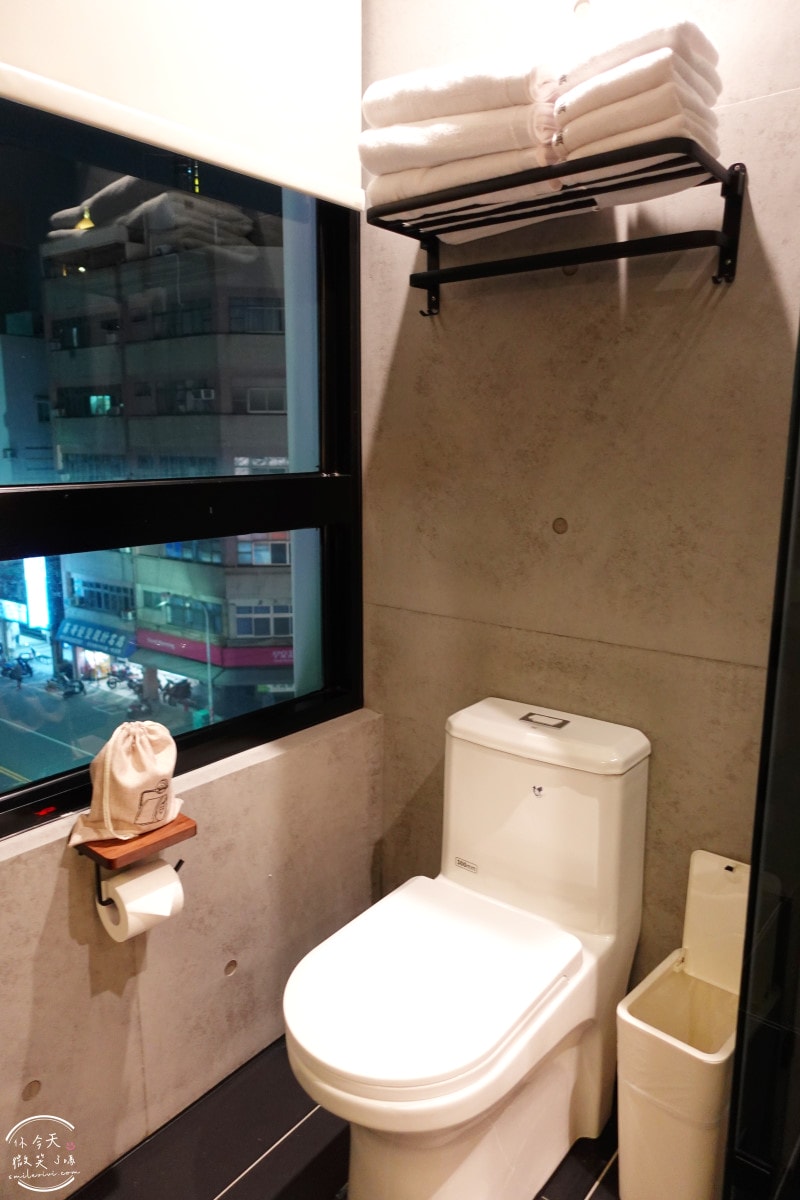 高雄住宿推薦∥河寓HOYU INN’S 2026 新飯店房型、環境與設施一次看|雙人房、家庭房,舒適乾淨,交通便利|高雄新飯店、高雄文青飯店 - 第28張圖 高雄住宿推薦∥河寓HOYU INN’S 2026 新飯店房型、環境與設施一次看|雙人房、家庭房,舒適乾淨,交通便利|高雄新飯店、高雄文青飯店