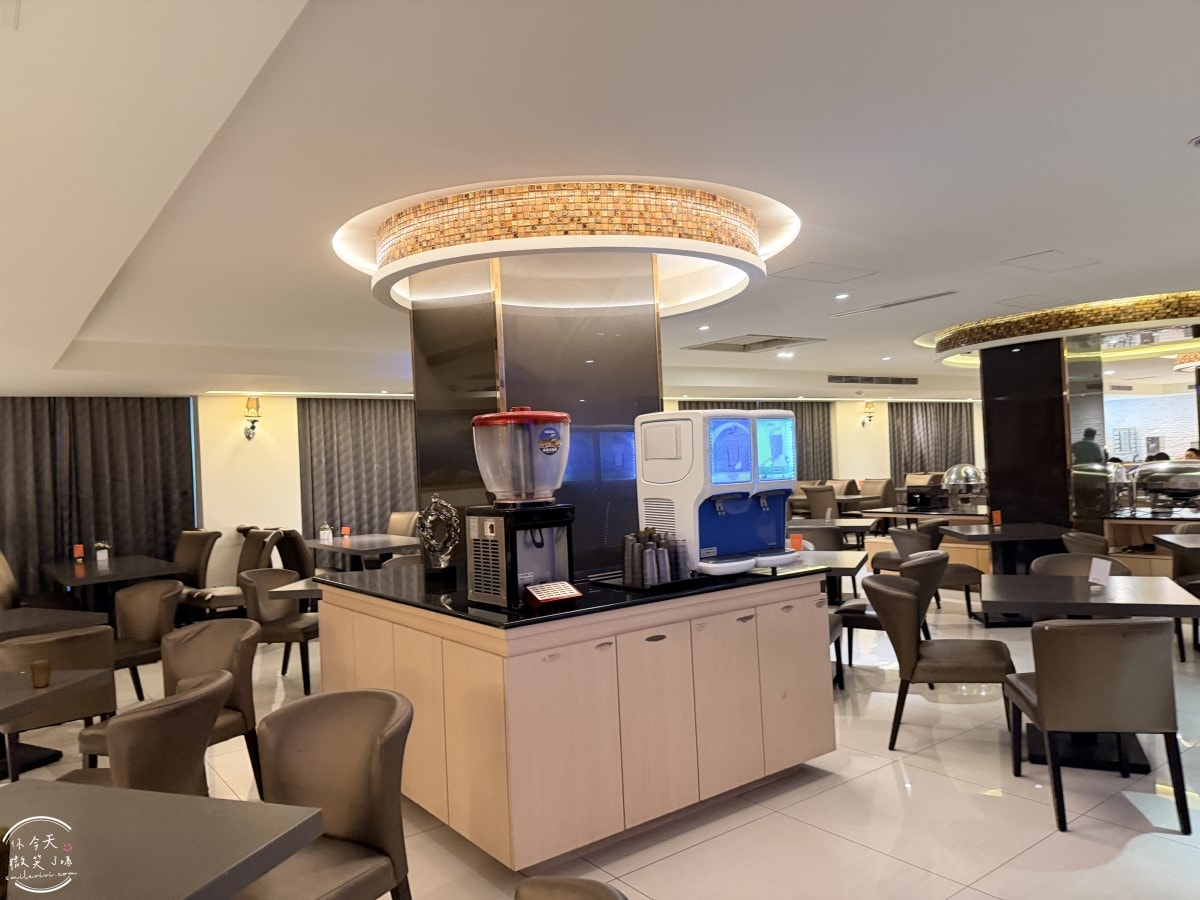 高雄鹽埕飯店推薦∥佑煦行旅 Hotel Yoshi 各房型開箱+早餐分享︱近駁二、愛河超方便︱高雄自由行住宿推薦、鹽埕區高CP值飯店 - 第61張圖 高雄鹽埕飯店推薦∥佑煦行旅 Hotel Yoshi 各房型開箱+早餐分享︱近駁二、愛河超方便︱高雄自由行住宿推薦、鹽埕區高CP值飯店