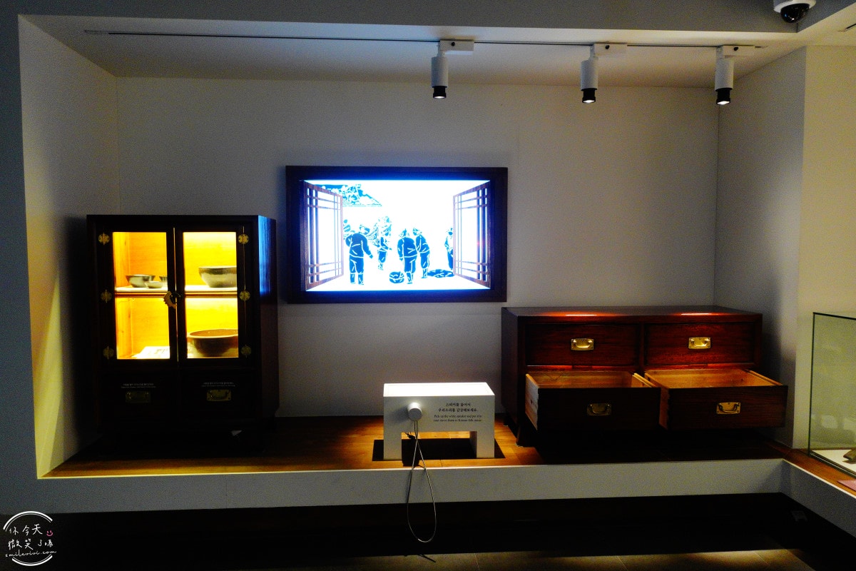 首爾免費景點∥首爾我們的聲音博物館(서울우리소리박물관),昌德宮對面必訪︱下雨景點,地鐵安國站附近,韓屋建築超好拍︱三清洞、北村韓屋村一日散策 - 第21張圖 首爾免費景點∥首爾我們的聲音博物館(서울우리소리박물관),昌德宮對面必訪︱下雨景點,地鐵安國站附近,韓屋建築超好拍︱三清洞、北村韓屋村一日散策