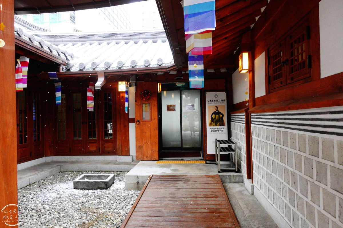 首爾免費景點∥首爾我們的聲音博物館(서울우리소리박물관),昌德宮對面必訪︱下雨景點,地鐵安國站附近,韓屋建築超好拍︱三清洞、北村韓屋村一日散策 - 第3張圖 首爾免費景點∥首爾我們的聲音博物館(서울우리소리박물관),昌德宮對面必訪︱下雨景點,地鐵安國站附近,韓屋建築超好拍︱三清洞、北村韓屋村一日散策