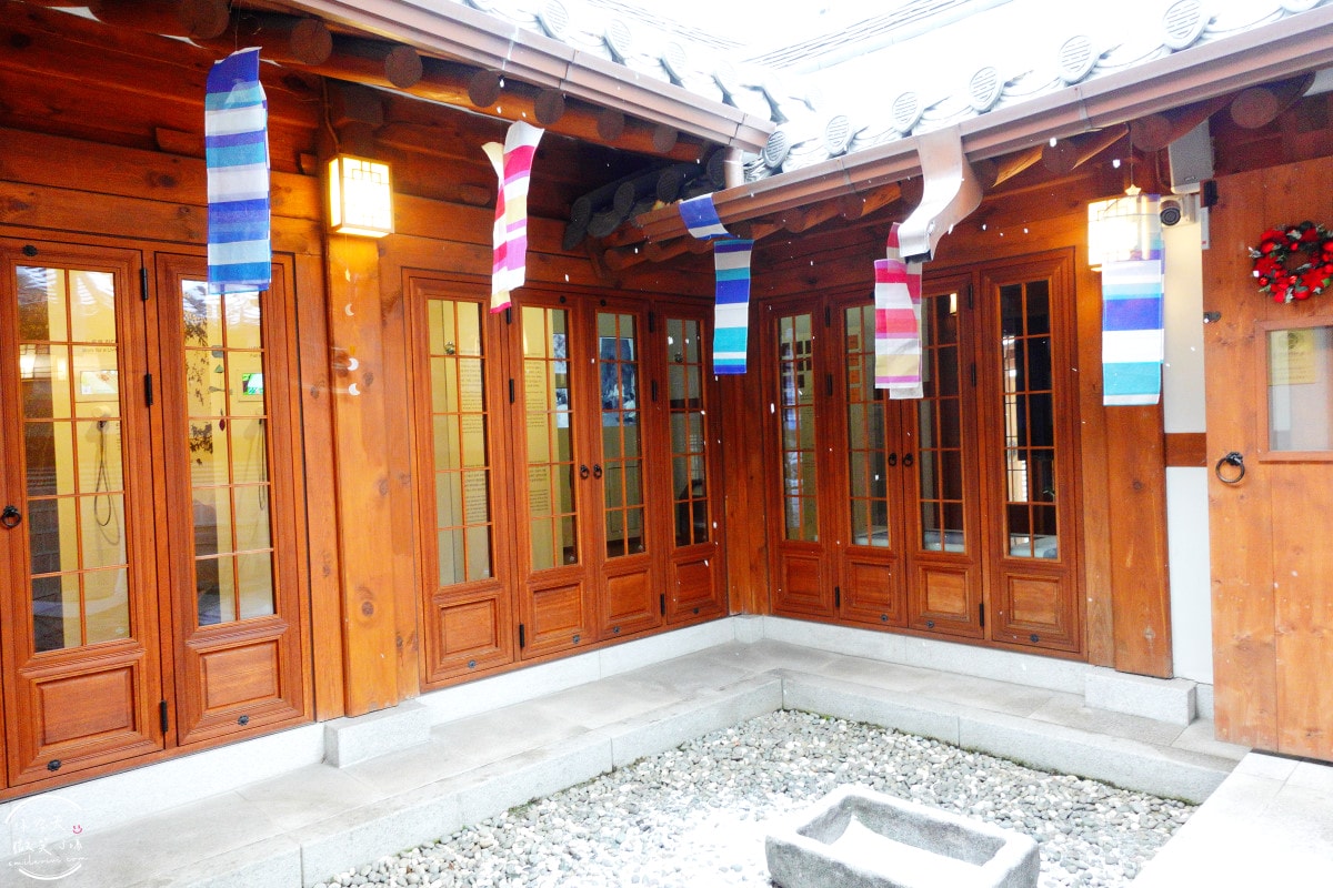 首爾免費景點∥首爾我們的聲音博物館(서울우리소리박물관),昌德宮對面必訪︱下雨景點,地鐵安國站附近,韓屋建築超好拍︱三清洞、北村韓屋村一日散策 - 第4張圖 首爾免費景點∥首爾我們的聲音博物館(서울우리소리박물관),昌德宮對面必訪︱下雨景點,地鐵安國站附近,韓屋建築超好拍︱三清洞、北村韓屋村一日散策