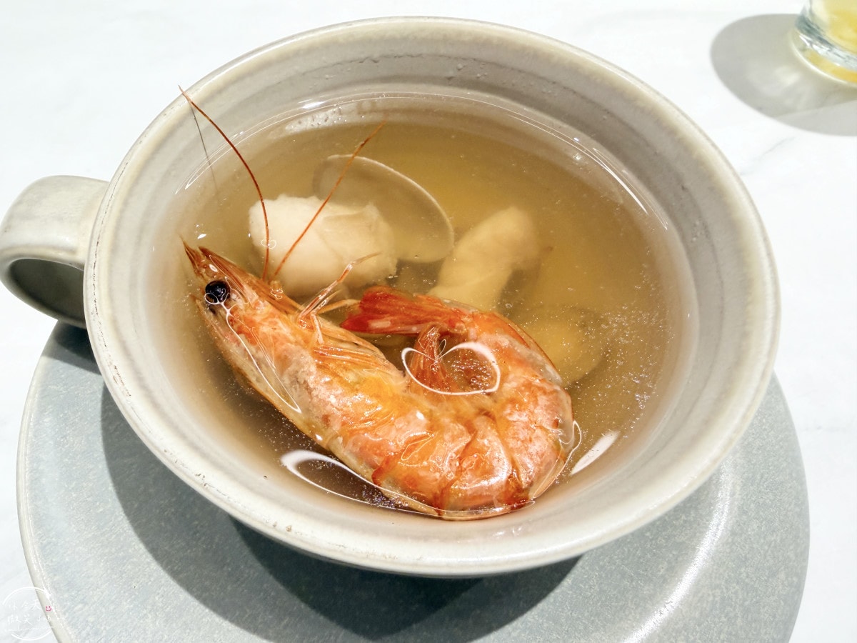 夢時代聚餐首選∥陶板屋套餐全攻略！2026最新套餐與人氣餐點推薦︱香蒜瓦片牛排、香烤半雞，生日聚餐必去︱夢時代陶板屋最強套餐，最新套餐心得︱高雄夢時代聚餐必吃