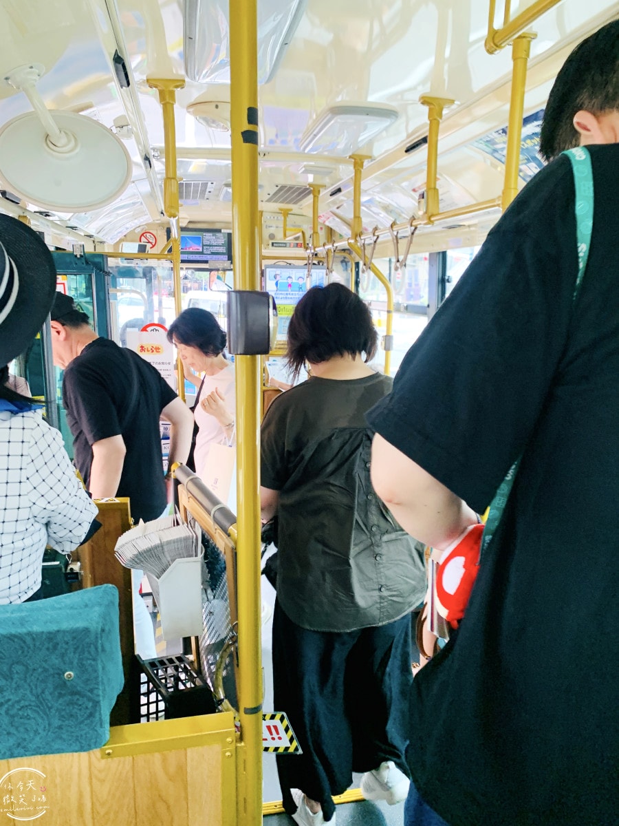神戶自由行必看∥City Loop復古觀光巴士,巴士小姐服務超有特色!搭乘體驗分享︱神戶City Loop怎麼搭?乘車方式教學︱現金、交通 IC Suica, ICOCA卡支付 - 第13張圖 神戶自由行必看∥City Loop復古觀光巴士,巴士小姐服務超有特色!搭乘體驗分享︱神戶City Loop怎麼搭?乘車方式教學︱現金、交通 IC Suica, ICOCA卡支付