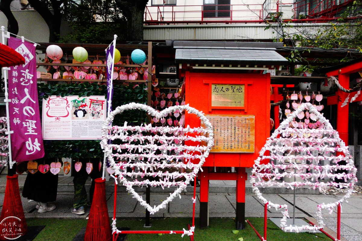 大阪梅田必去景點∥梅田露天神社，戀愛成就神社︱絕美透明戀愛御守必買，神準的戀愛神社︱戀愛祈願參拜完整攻略︱神社內御守一次看