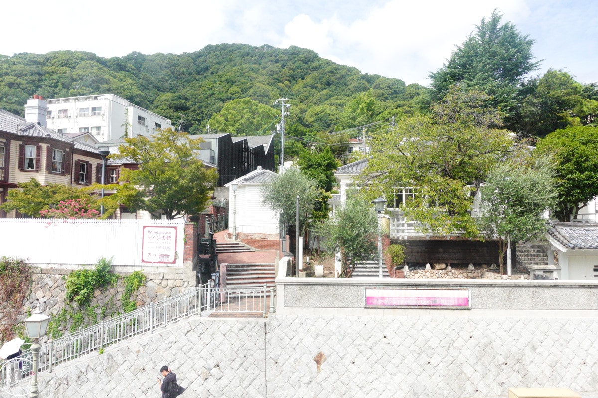 神戶北野異人館推薦∥洋館長屋(法蘭西館)+貝恩之家 BEN’S HOUSE順遊安排,北野通3館︱兩館實際走訪心得︱北野異人館半日完整散步路線 - 第20張圖 神戶北野異人館推薦∥洋館長屋(法蘭西館)+貝恩之家 BEN’S HOUSE順遊安排,北野通3館︱兩館實際走訪心得︱北野異人館半日完整散步路線