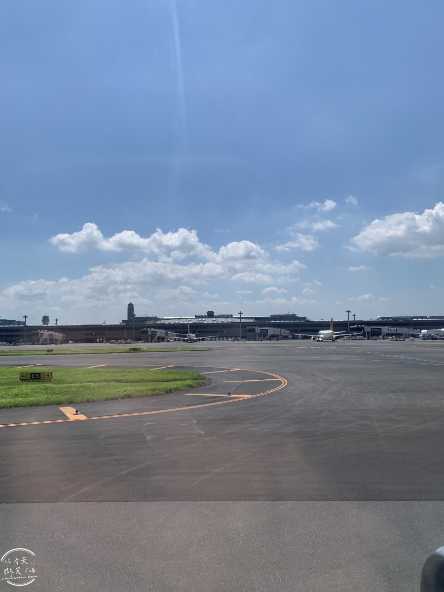 高雄出發東京自由行∥台灣虎航 IT280 班機開箱，班機實際搭乘心得︱高雄直飛東京成田︱虎航線上報到︱Skyliner不用排隊Face Check in Go