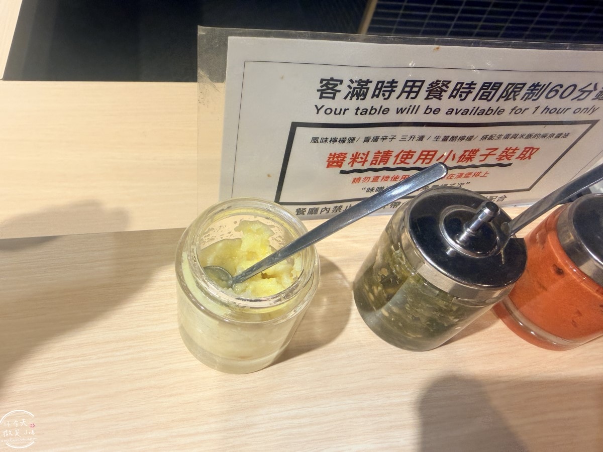 南港高鐵站美食推薦∥漢堡排 嘉 CITYLINK南港店，多汁肉排超滿足︱值得吃嗎？實際體驗，排隊人氣美食︱漢堡排嘉菜單，牛舌漢堡排定食、炭火牛橫膈膜排定食