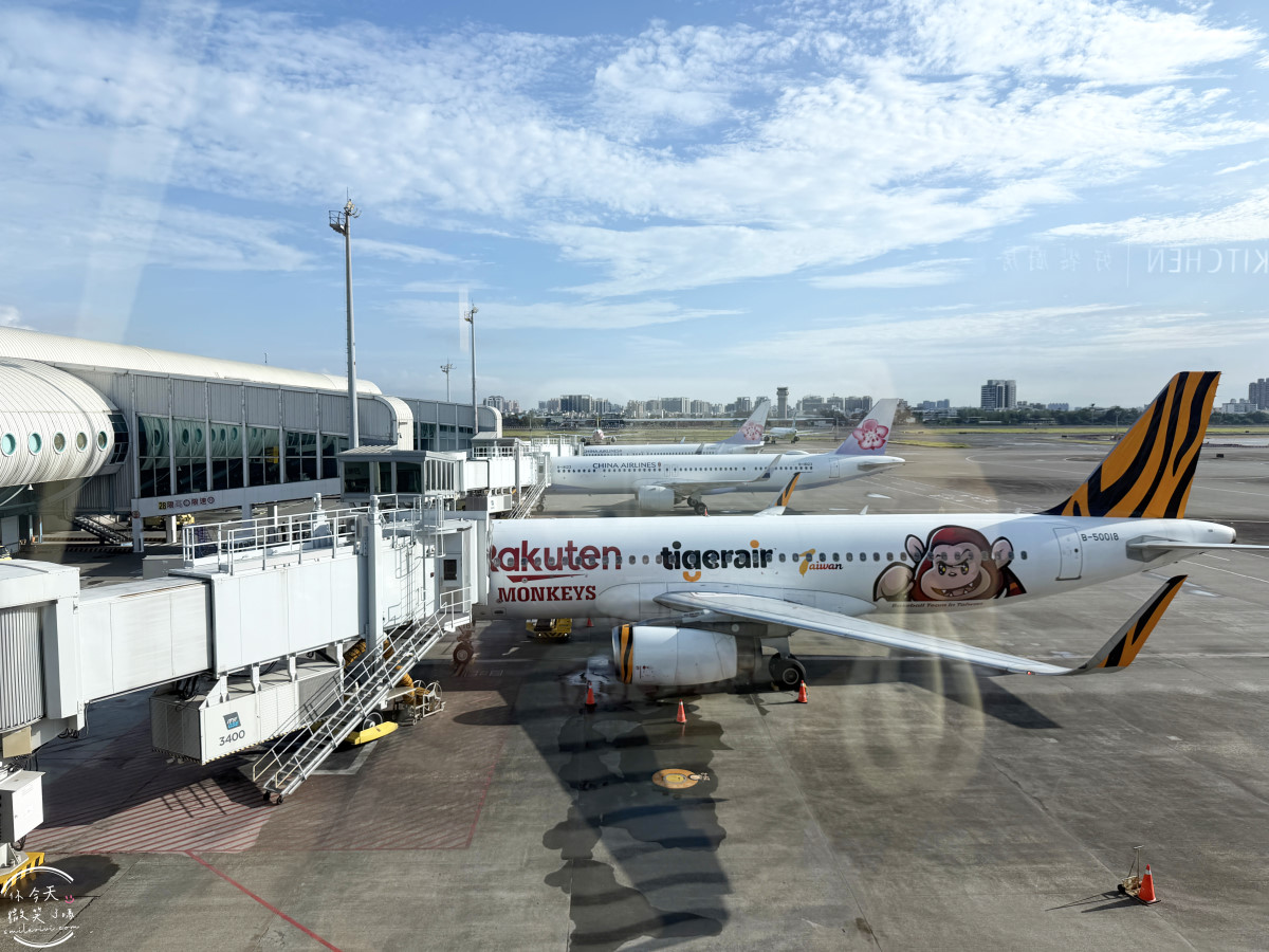 高雄出發東京自由行∥台灣虎航 IT280 班機開箱，班機實際搭乘心得︱高雄直飛東京成田︱虎航線上報到︱Skyliner不用排隊Face Check in Go