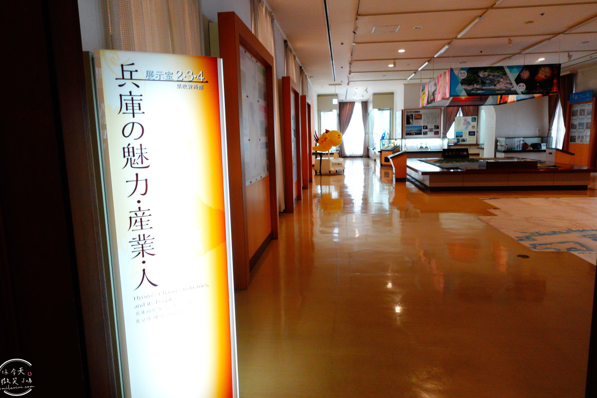 神戶隱藏版景點推薦∥神戶兵庫縣公館(兵庫県公館)百年歷史洋館︱兵庫縣政資料館免費開放參觀超好拍,免費參觀的歐風歷史建築︱關西自由行推薦、神戶免費景點推薦 - 第20張圖 神戶隱藏版景點推薦∥神戶兵庫縣公館(兵庫県公館)百年歷史洋館︱兵庫縣政資料館免費開放參觀超好拍,免費參觀的歐風歷史建築︱關西自由行推薦、神戶免費景點推薦