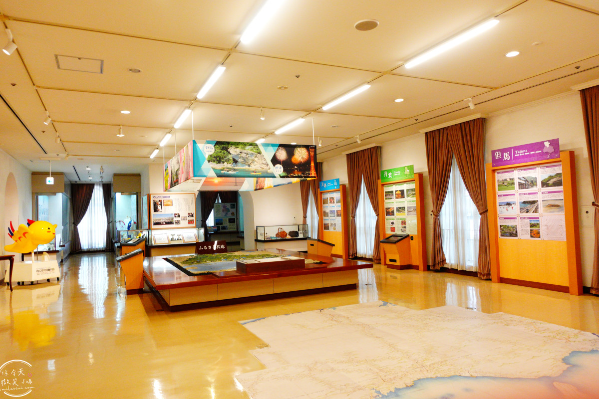 神戶隱藏版景點推薦∥神戶兵庫縣公館(兵庫県公館)百年歷史洋館︱兵庫縣政資料館免費開放參觀超好拍,免費參觀的歐風歷史建築︱關西自由行推薦、神戶免費景點推薦 - 第21張圖 神戶隱藏版景點推薦∥神戶兵庫縣公館(兵庫県公館)百年歷史洋館︱兵庫縣政資料館免費開放參觀超好拍,免費參觀的歐風歷史建築︱關西自由行推薦、神戶免費景點推薦