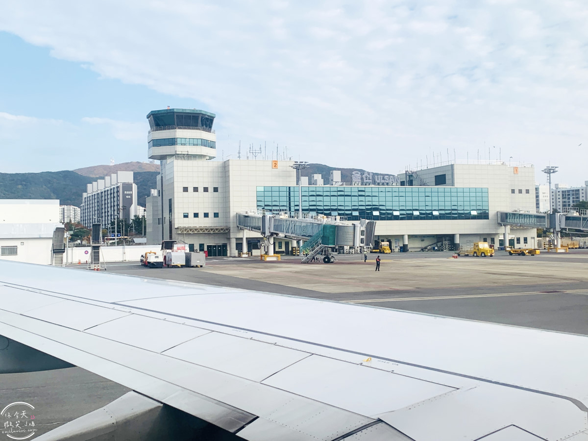 真航空LJ656搭乘體驗∥蔚山機場飛金浦機場國內線完整紀錄︱蔚山飛首爾只要1小時,真航空LJ656國內線搭乘分享 - 第17張圖 真航空LJ656搭乘體驗∥蔚山機場飛金浦機場國內線完整紀錄︱蔚山飛首爾只要1小時,真航空LJ656國內線搭乘分享