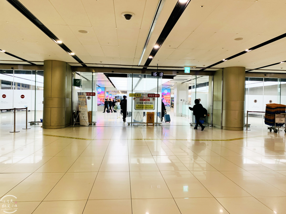 真航空LJ656搭乘體驗∥蔚山機場飛金浦機場國內線完整紀錄︱蔚山飛首爾只要1小時,真航空LJ656國內線搭乘分享 - 第33張圖 真航空LJ656搭乘體驗∥蔚山機場飛金浦機場國內線完整紀錄︱蔚山飛首爾只要1小時,真航空LJ656國內線搭乘分享