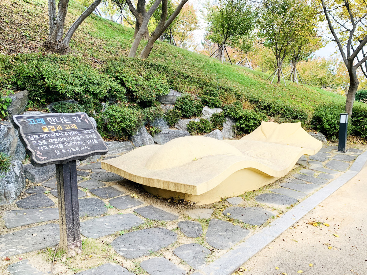 蔚山自由行必訪∥蔚山長生浦鯨魚文化特區(장생포 고래문화특구)最美海岸散步路線!環村步道、鯨魚文化村、鯨魚故事藝術裝置、鯨魚主題遊樂場順遊推薦,蔚山景點一日遊推薦 - 第26張圖 蔚山自由行必訪∥蔚山長生浦鯨魚文化特區(장생포 고래문화특구)最美海岸散步路線!環村步道、鯨魚文化村、鯨魚故事藝術裝置、鯨魚主題遊樂場順遊推薦,蔚山景點一日遊推薦