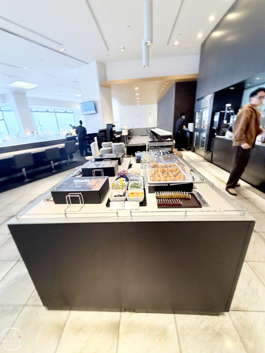 長榮航空商務艙貴賓室∥全日空貴賓室ANA LOUNGE成田機場第一航廈貴賓室體驗分享︱貴賓室環境、美食完整體驗分享︱星空聯盟貴賓室