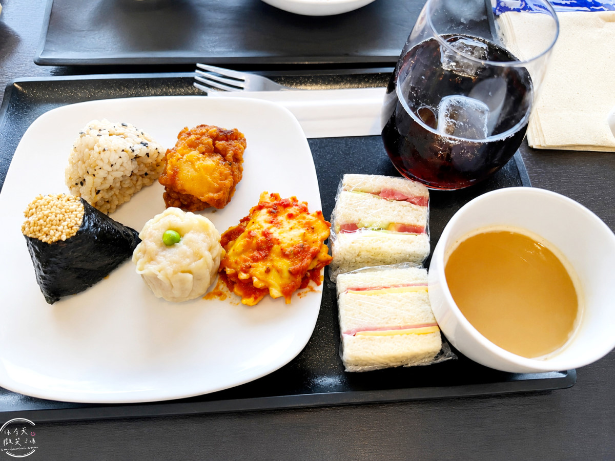 長榮航空商務艙貴賓室∥全日空貴賓室ANA LOUNGE成田機場第一航廈貴賓室體驗分享︱貴賓室環境、美食完整體驗分享︱星空聯盟貴賓室