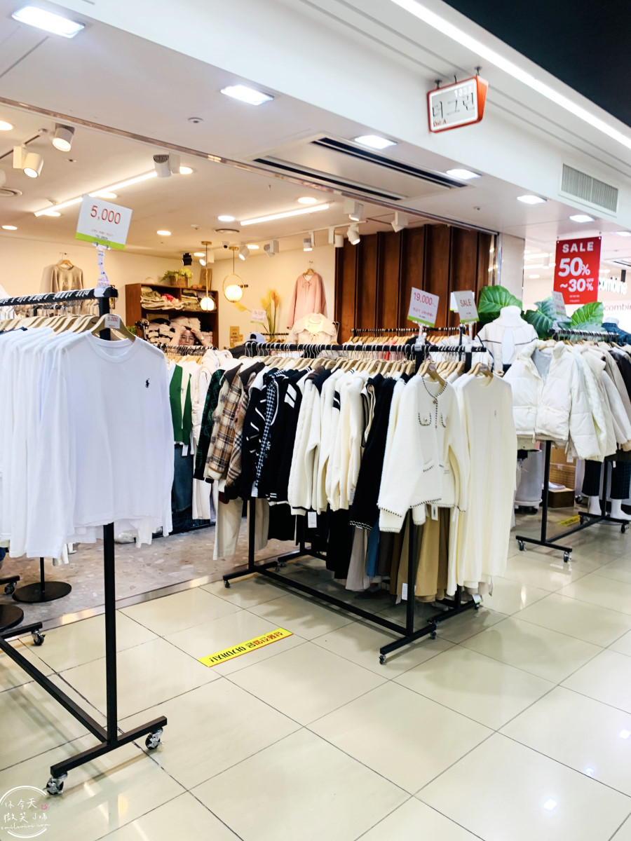 韓國仁川購物推薦∥富平地下街(부평지하상가)服飾、美妝、鞋包一次買齊︱第一次來就愛上的仁川購物天堂,在地人也愛逛的人氣商圈︱富平站 - 第21張圖 韓國仁川購物推薦∥富平地下街(부평지하상가)服飾、美妝、鞋包一次買齊︱第一次來就愛上的仁川購物天堂,在地人也愛逛的人氣商圈︱富平站