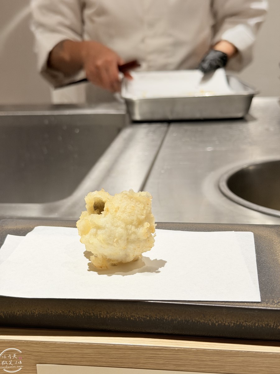 高雄美食必吃∥天婦羅廷板前天婦羅，無菜單料理完整分享｜職人現炸無菜單饗宴，海鮮、蔬菜炸物一次享受｜高雄苓雅區美食，採預約制