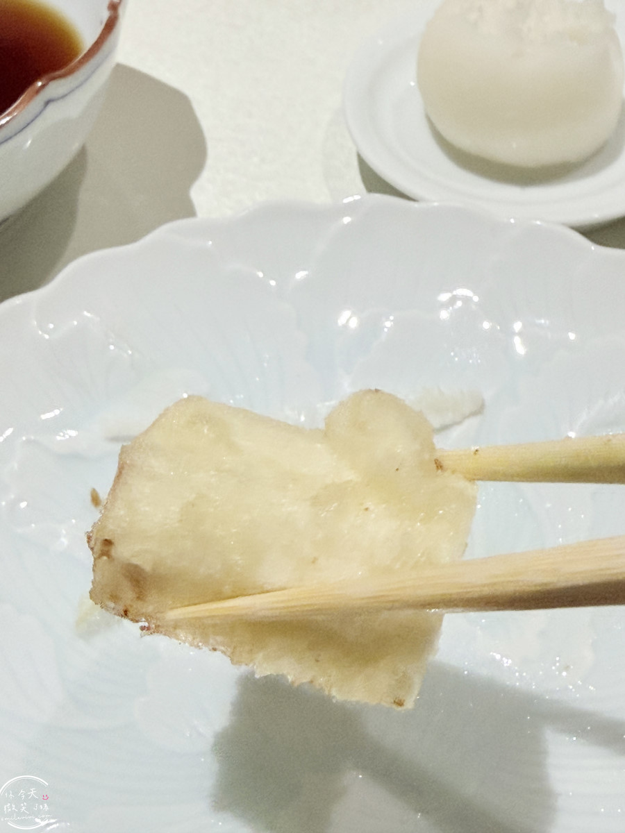高雄美食必吃∥天婦羅廷板前天婦羅，無菜單料理完整分享｜職人現炸無菜單饗宴，海鮮、蔬菜炸物一次享受｜高雄苓雅區美食，採預約制