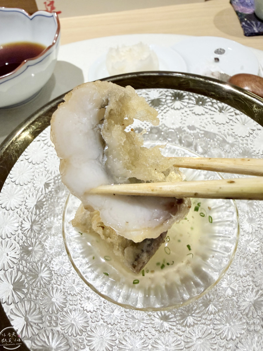 高雄美食必吃∥天婦羅廷板前天婦羅，無菜單料理完整分享｜職人現炸無菜單饗宴，海鮮、蔬菜炸物一次享受｜高雄苓雅區美食，採預約制