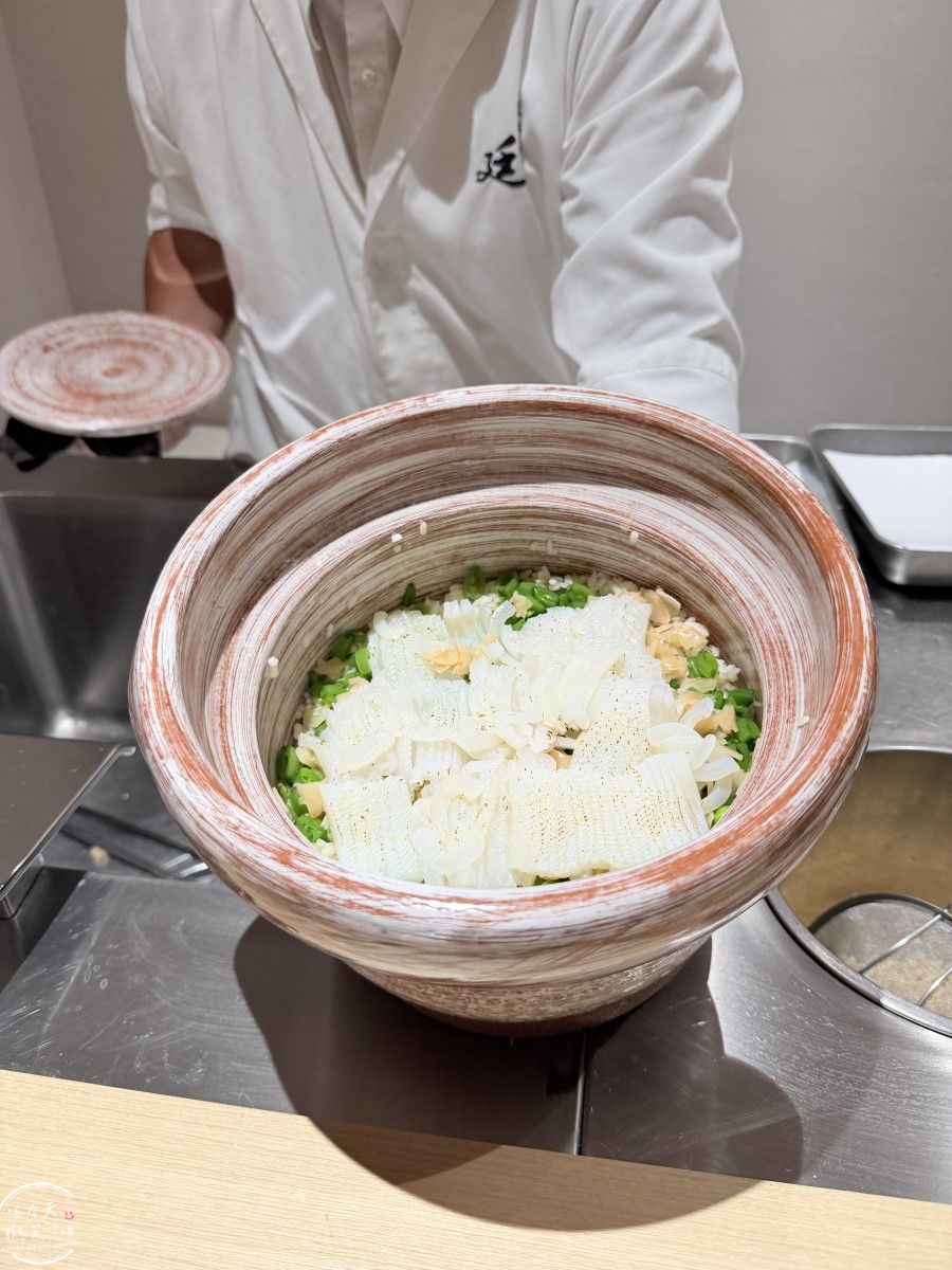 高雄美食必吃∥天婦羅廷板前天婦羅，無菜單料理完整分享｜職人現炸無菜單饗宴，海鮮、蔬菜炸物一次享受｜高雄苓雅區美食，採預約制