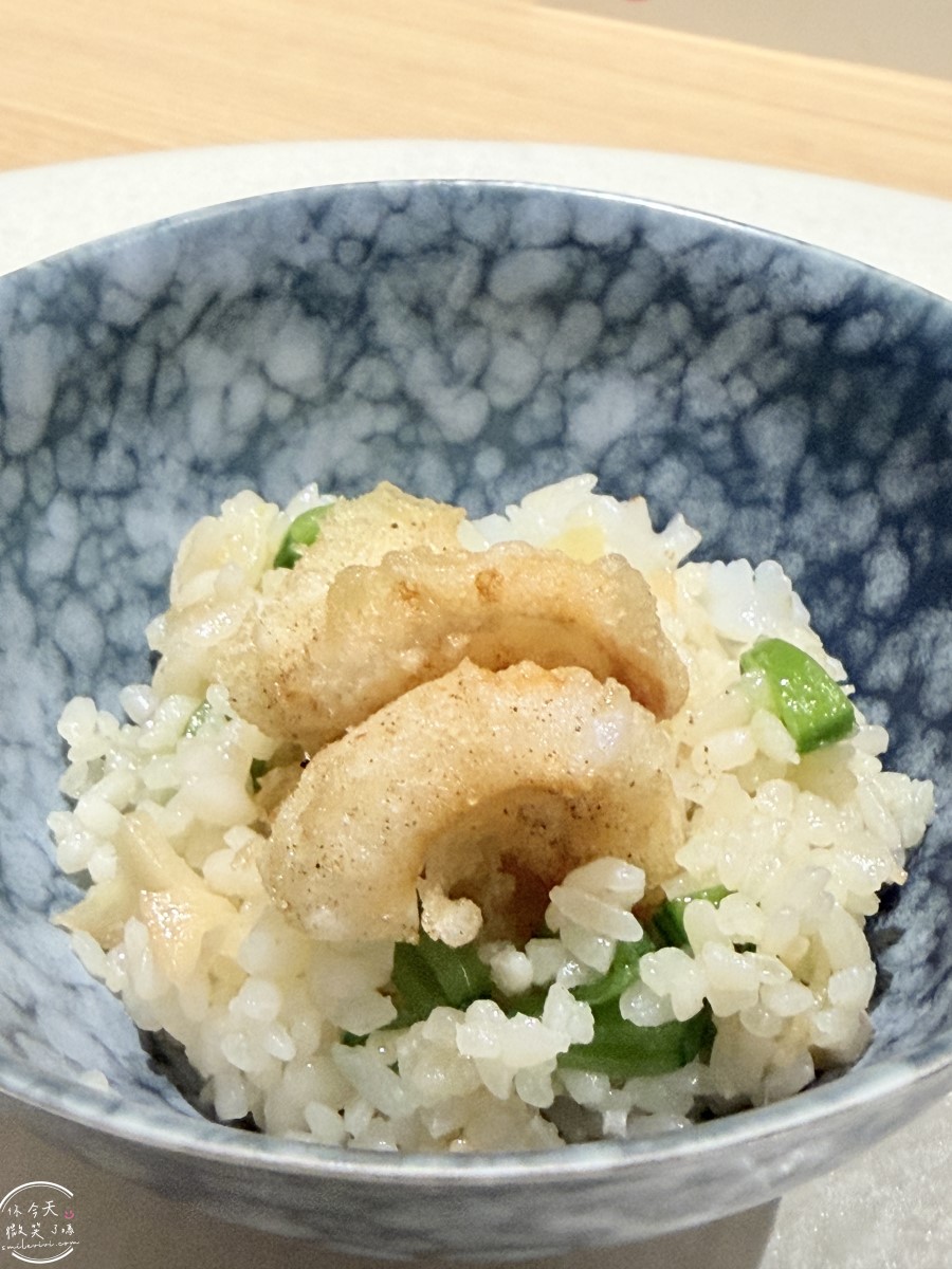 高雄美食必吃∥天婦羅廷板前天婦羅，無菜單料理完整分享｜職人現炸無菜單饗宴，海鮮、蔬菜炸物一次享受｜高雄苓雅區美食，採預約制