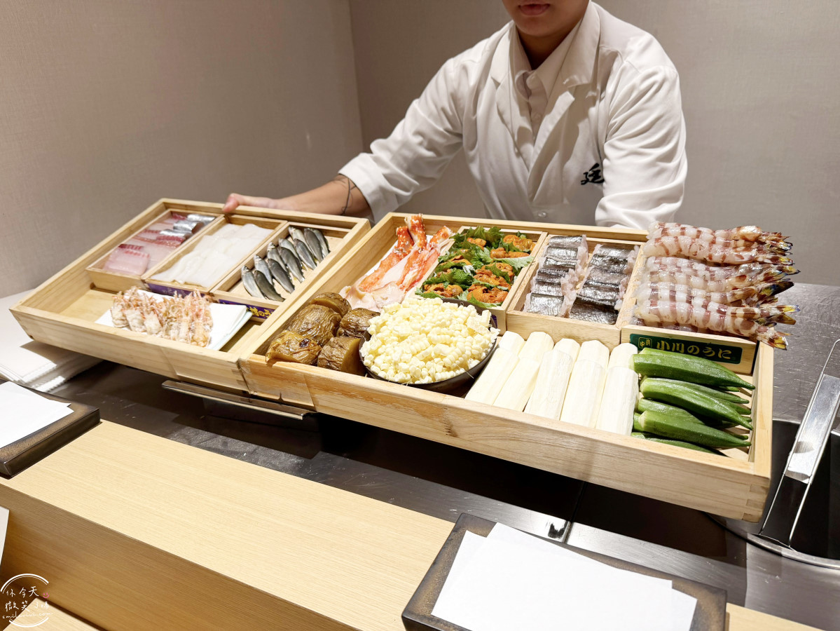 高雄美食必吃∥天婦羅廷板前天婦羅，無菜單料理完整分享｜職人現炸無菜單饗宴，海鮮、蔬菜炸物一次享受｜高雄苓雅區美食，採預約制